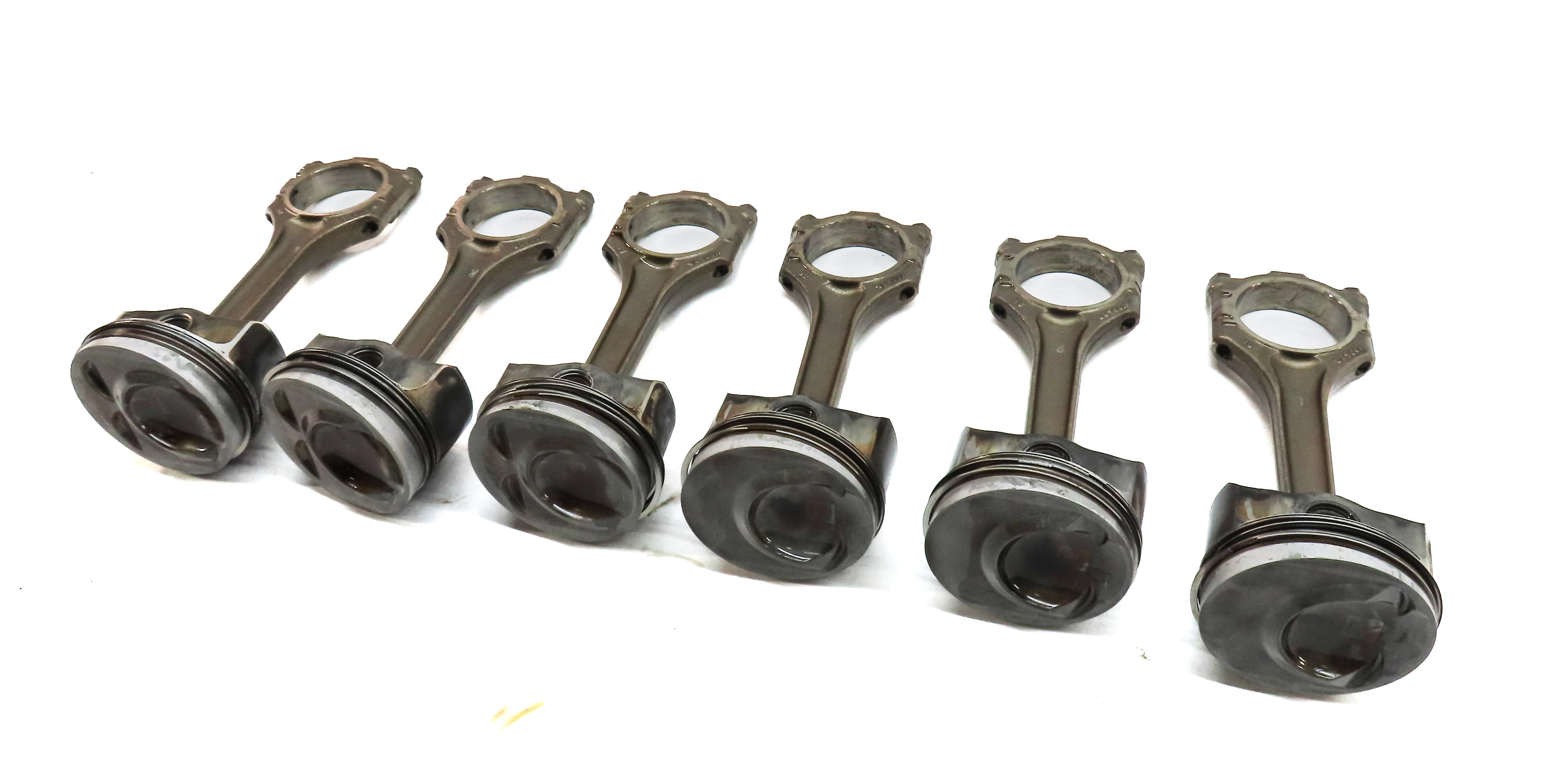 2011-2018 PORSCHE CAYENNE (958) 3.6L M55 VR6 ENGINE PISTON w/ CONNECTING ROD SET — exact item pictured